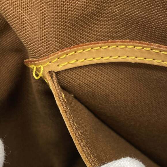 LOUIS VUITTON Brown Monogram Alma Bag - Picture 9 of 10